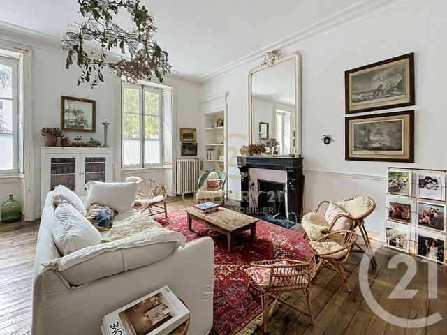 Appartement 5 pièces 152 m² · à Rennes · 151,8 m² · 588 000 €