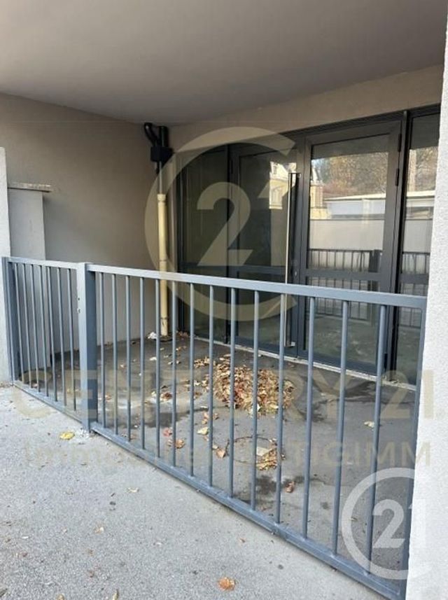 Local commercial à vendre - 136.0 m2 - 38 - Isere