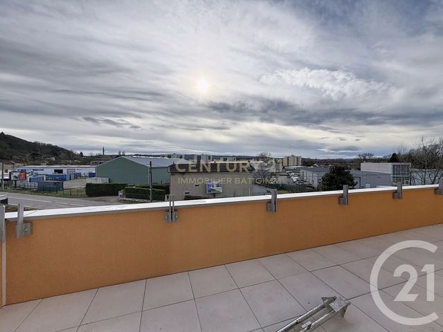 Appartement &agrave; vendre - 3 pi&egrave;ces - 72,60 m2 - Bourgoin Jallieu - 38 - RHONE-ALPES