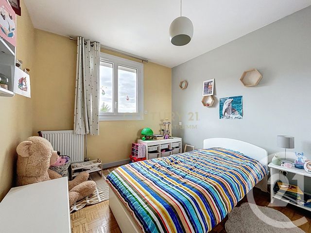 Appartement à vendre - 4 pièces - 67,88 m2 - Bourgoin Jallieu - 38 - RHONE-ALPES