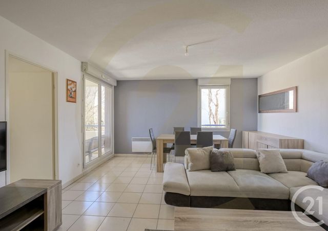 Appartement T3 à vendre - 4 pièces - 63,34 m2 - L Isle D Abeau - 38 - RHONE-ALPES