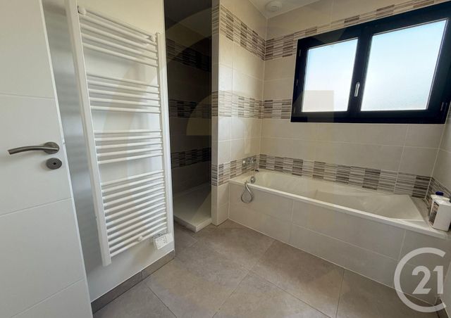 Maison à vendre - 5 pièces - 136,90 m2 - Bourgoin Jallieu - 38 - RHONE-ALPES