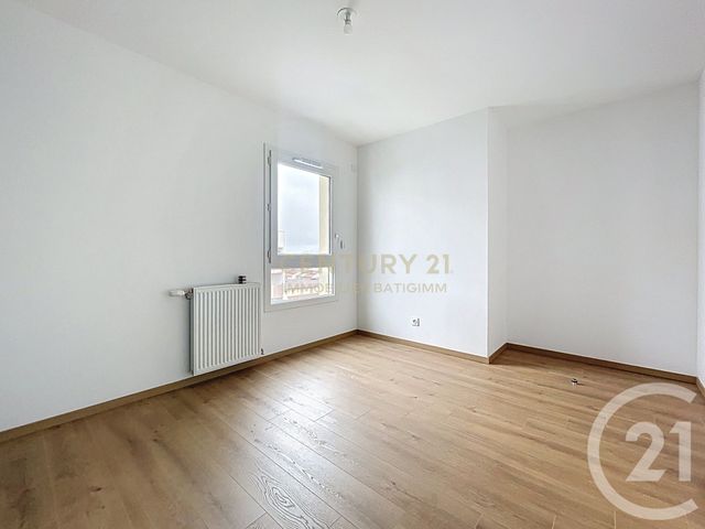 Appartement T3 à louer - 3 pièces - 79,54 m2 - Bourgoin Jallieu - 38 - RHONE-ALPES