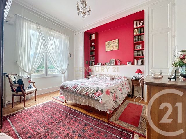 Maison à vendre - 7 pièces - 220,62 m2 - Bourgoin Jallieu - 38 - RHONE-ALPES