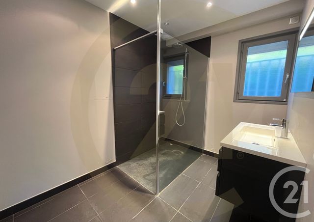 Maison à vendre - 6 pièces - 175 m2 - Bourgoin Jallieu - 38 - RHONE-ALPES