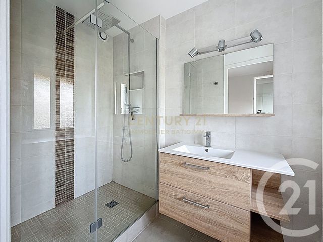 Maison à vendre - 6 pièces - 193 m2 - Bourgoin Jallieu - 38 - RHONE-ALPES