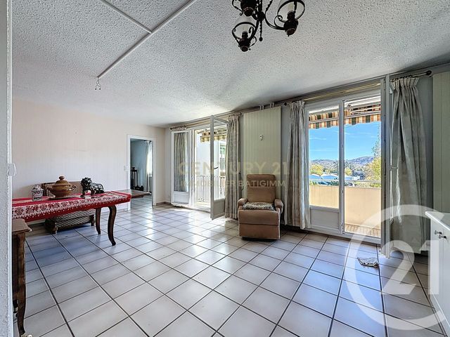 Appartement à vendre - 4 pièces - 103,86 m2 - Bourgoin Jallieu - 38 - RHONE-ALPES