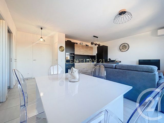 Appartement T2 à vendre - 2 pièces - 43,57 m2 - Bourgoin Jallieu - 38 - RHONE-ALPES