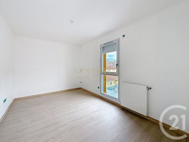 Appartement &agrave; vendre - 3 pi&egrave;ces - 72,60 m2 - Bourgoin Jallieu - 38 - RHONE-ALPES