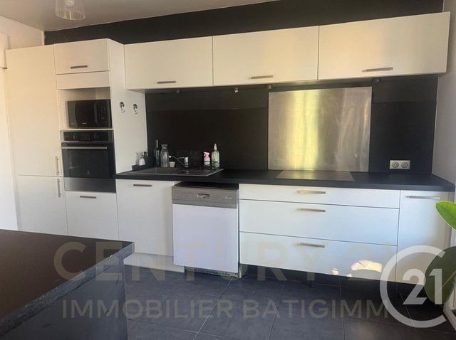 Appartement T4 à louer - 4 pièces - 91,86 m2 - Bourgoin Jallieu - 38 - RHONE-ALPES