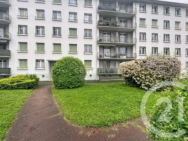 Appartement &agrave; vendre - 3 pi&egrave;ces - 70 m2 - La Tour Du Pin - 38 - RHONE-ALPES