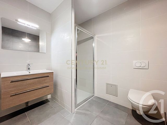 Appartement T2 &agrave; vendre - 2 pi&egrave;ces - 44,14 m2 - Bourgoin Jallieu - 38 - RHONE-ALPES