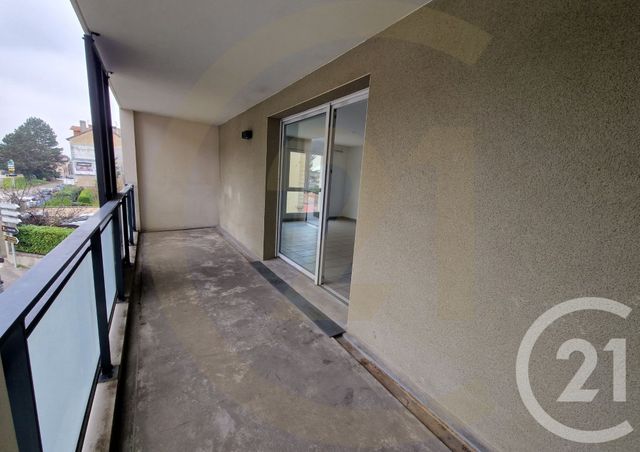 Appartement T3 &agrave; louer - 3 pi&egrave;ces - 68,74 m2 - Bourgoin Jallieu - 38 - RHONE-ALPES