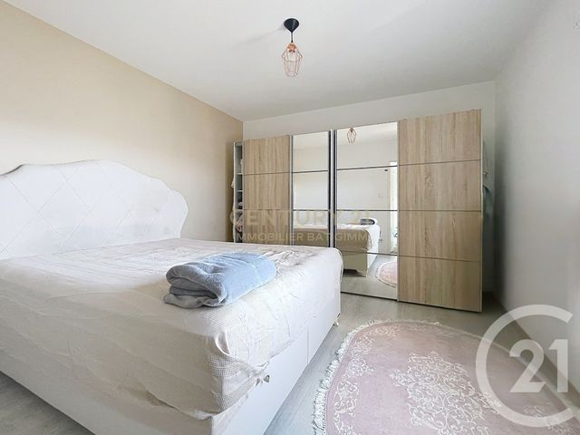 Appartement T4 &agrave; vendre - 4 pi&egrave;ces - 95 m2 - Villefontaine - 38 - RHONE-ALPES