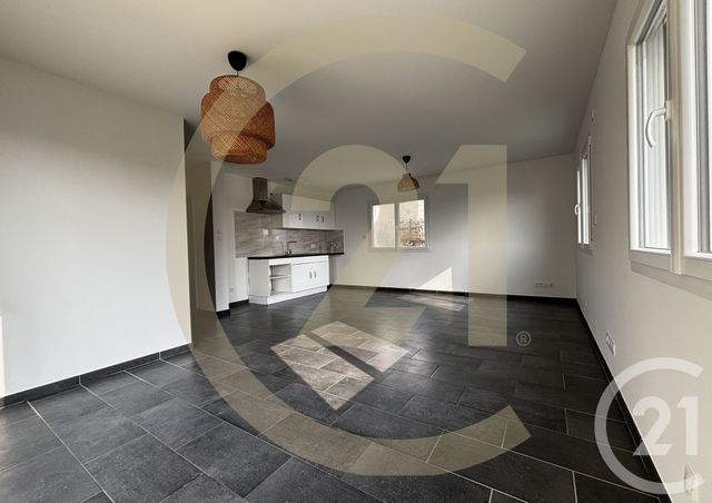 Maison &agrave; louer - 4 pi&egrave;ces - 112,88 m2 - Bourgoin Jallieu - 38 - RHONE-ALPES