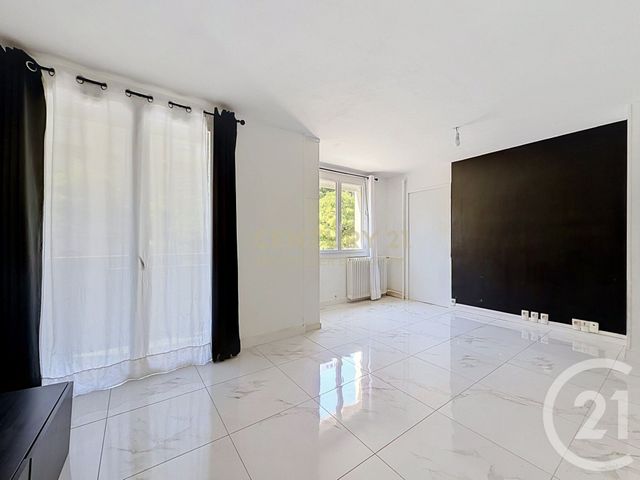 appartement - BOURGOIN JALLIEU - 38