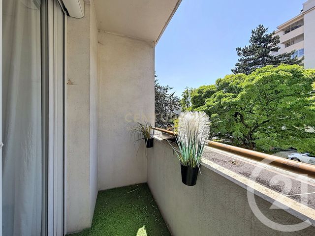 Appartement T3 &agrave; vendre - 4 pi&egrave;ces - 67,50 m2 - Bourgoin Jallieu - 38 - RHONE-ALPES