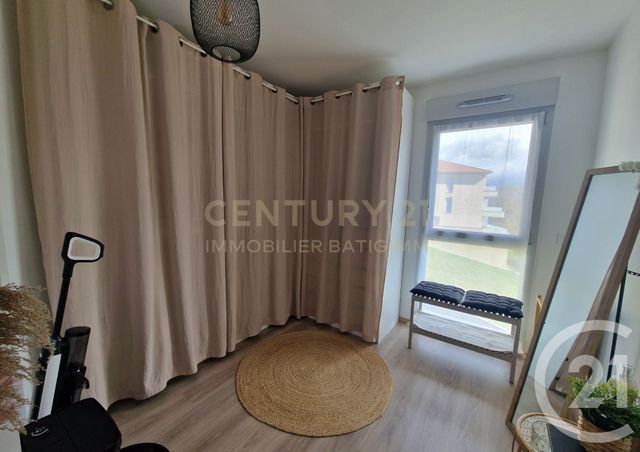 Appartement T3 &agrave; vendre - 3 pi&egrave;ces - 62 m2 - L Isle D Abeau - 38 - RHONE-ALPES