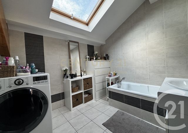 Appartement T3 &agrave; vendre - 3 pi&egrave;ces - 86,42 m2 - Bourgoin Jallieu - 38 - RHONE-ALPES