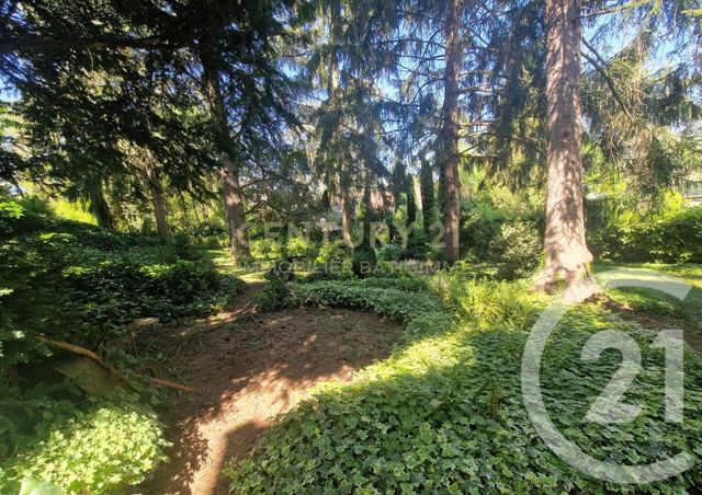 Terrain &agrave; vendre - 678 m2 - Bourgoin Jallieu - 38 - RHONE-ALPES