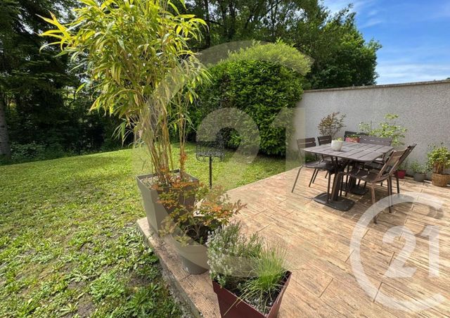 Maison &agrave; louer - 4 pi&egrave;ces - 95 m2 - Cessieu - 38 - RHONE-ALPES