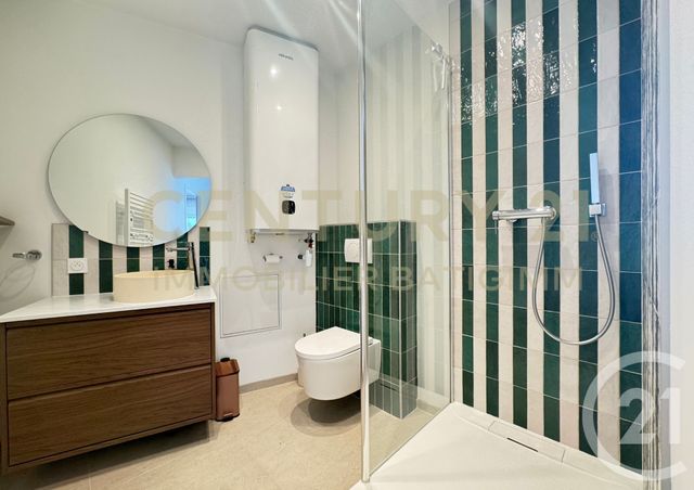 Appartement T2 &agrave; louer - 2 pi&egrave;ces - 38,48 m2 - Nivolas Vermelle - 38 - RHONE-ALPES