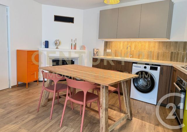 Appartement T2 &agrave; louer - 2 pi&egrave;ces - 38,48 m2 - Nivolas Vermelle - 38 - RHONE-ALPES