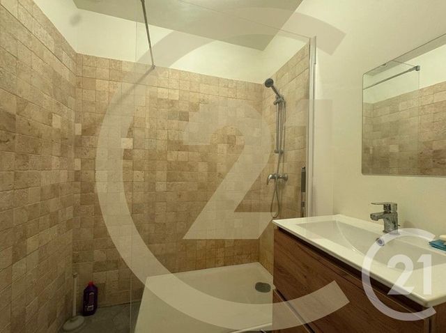 Appartement Studio &agrave; louer - 1 pi&egrave;ce - 20 m2 - Bourgoin Jallieu - 38 - RHONE-ALPES