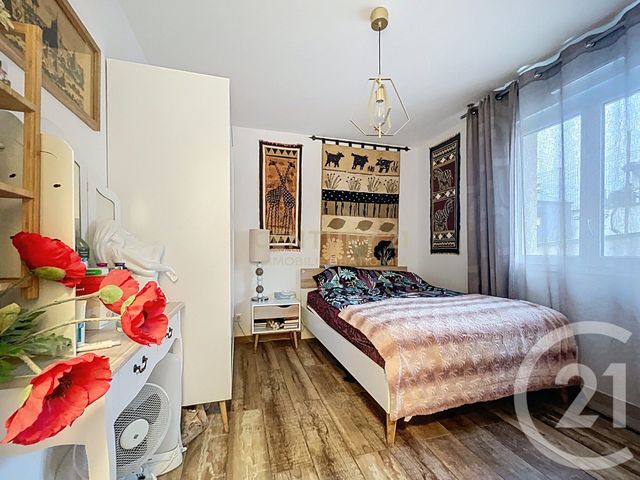 Maison &agrave; louer - 7 pi&egrave;ces - 165 m2 - St Alban De Roche - 38 - RHONE-ALPES