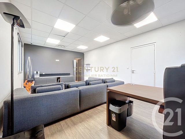Bureaux à louer - 568.0 m2 - 38 - Isere