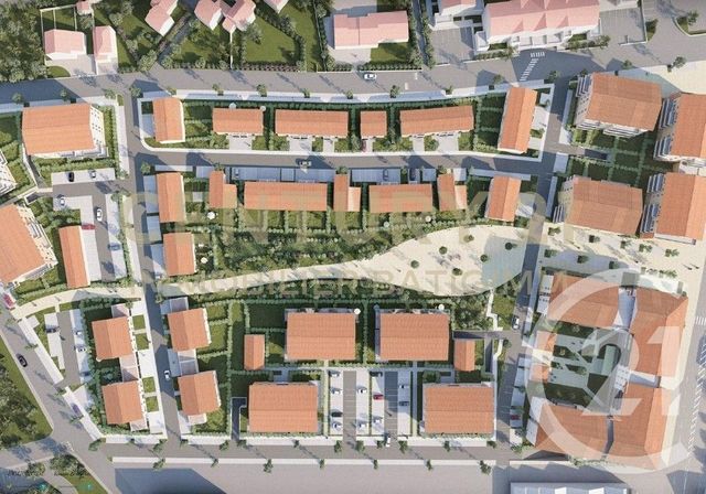 Maison &agrave; louer - 3 pi&egrave;ces - 67,25 m2 - La Verpilliere - 38 - RHONE-ALPES