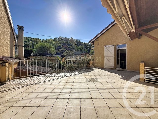 Maison &agrave; vendre - 8 pi&egrave;ces - 253,13 m2 - Bourgoin Jallieu - 38 - RHONE-ALPES