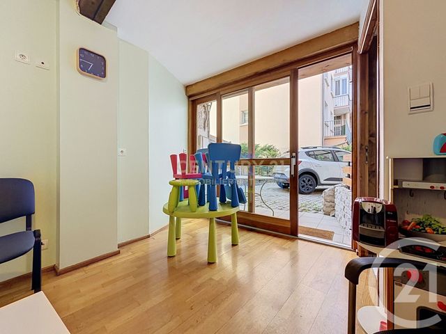 Maison &agrave; louer - 5 pi&egrave;ces - 180 m2 - Bourgoin Jallieu - 38 - RHONE-ALPES