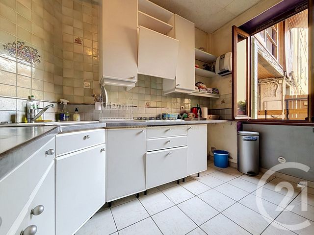 Maison &agrave; louer - 5 pi&egrave;ces - 180 m2 - Bourgoin Jallieu - 38 - RHONE-ALPES