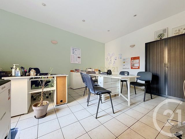 Maison &agrave; louer - 5 pi&egrave;ces - 180 m2 - Bourgoin Jallieu - 38 - RHONE-ALPES