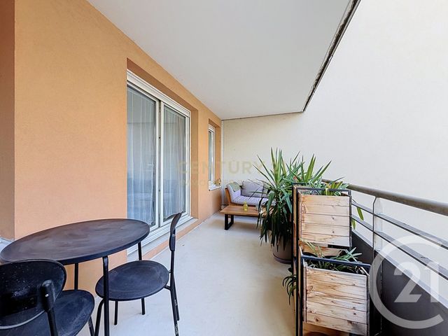 Appartement &agrave; louer - 2 pi&egrave;ces - 42,21 m2 - Bourgoin Jallieu - 38 - RHONE-ALPES