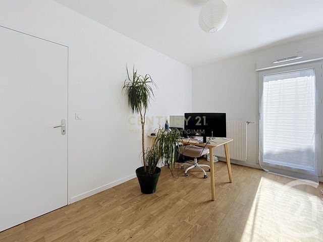 Appartement T4 &agrave; vendre - 4 pi&egrave;ces - 76,34 m2 - L Isle D Abeau - 38 - RHONE-ALPES