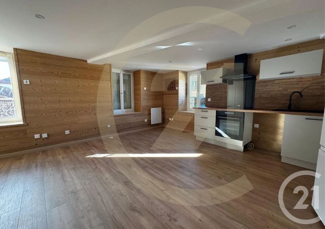 Appartement T2 &agrave; louer - 2 pi&egrave;ces - 36,88 m2 - Bourgoin Jallieu - 38 - RHONE-ALPES