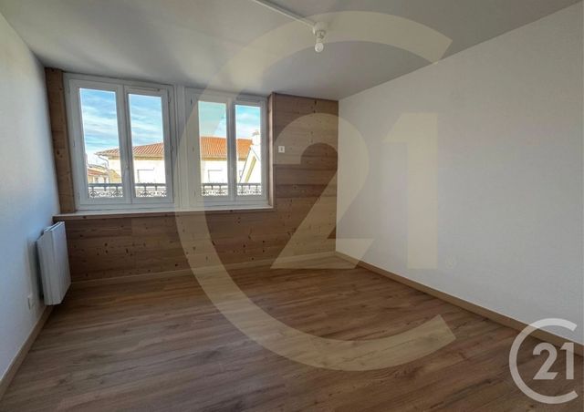Appartement T2 &agrave; louer - 2 pi&egrave;ces - 36,88 m2 - Bourgoin Jallieu - 38 - RHONE-ALPES