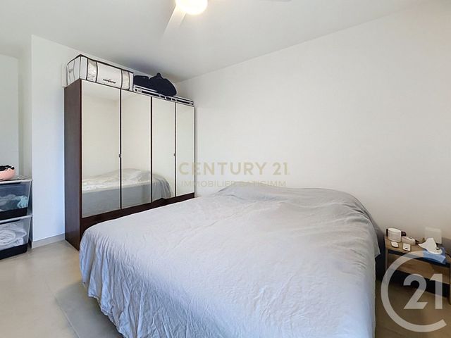 Appartement T3 &agrave; louer - 3 pi&egrave;ces - 75,37 m2 - L Isle D Abeau - 38 - RHONE-ALPES