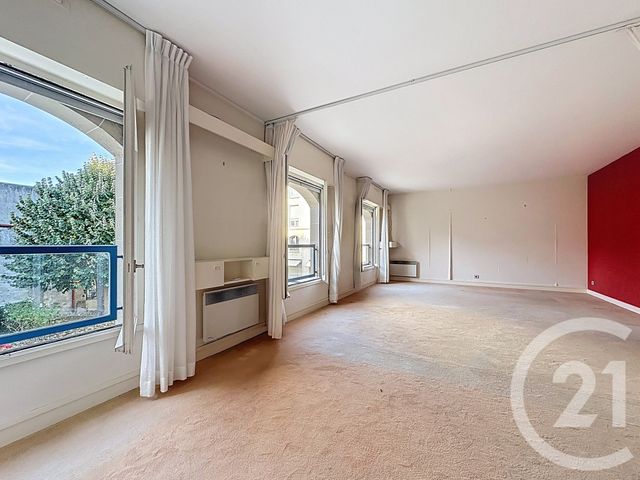 Prix immobilier VERSAILLES - Photo d’un appartement vendu