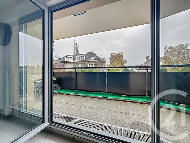 Appartement T3 &agrave; vendre - 3 pi&egrave;ces - 66,06 m2 - St Cyr L Ecole - 78 - ILE-DE-FRANCE