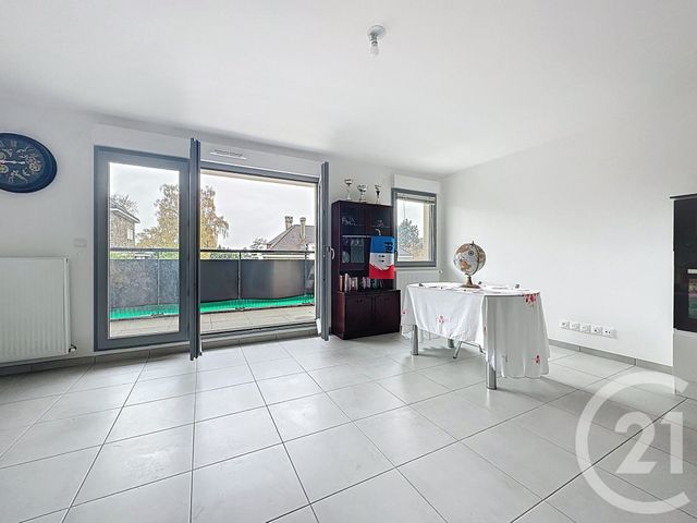 Appartement T3 &agrave; vendre - 3 pi&egrave;ces - 66,06 m2 - St Cyr L Ecole - 78 - ILE-DE-FRANCE