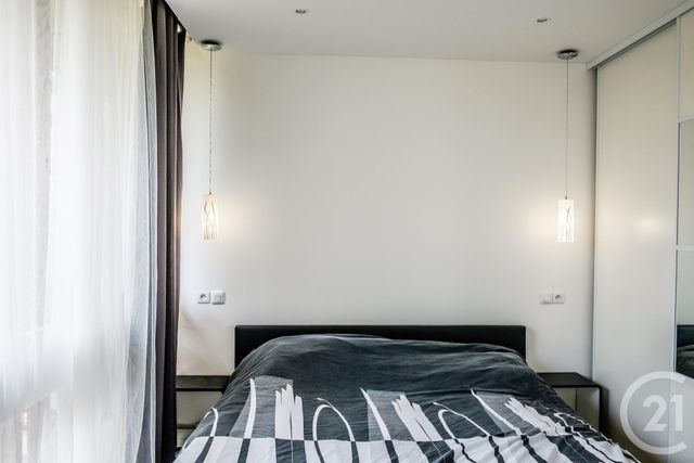 Appartement F4 &agrave; vendre - 4 pi&egrave;ces - 65,47 m2 - Fontenay Le Fleury - 78 - ILE-DE-FRANCE