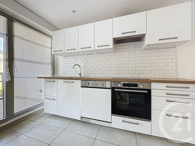 Appartement F3 &agrave; vendre - 3 pi&egrave;ces - 73,11 m2 - St Cyr L Ecole - 78 - ILE-DE-FRANCE