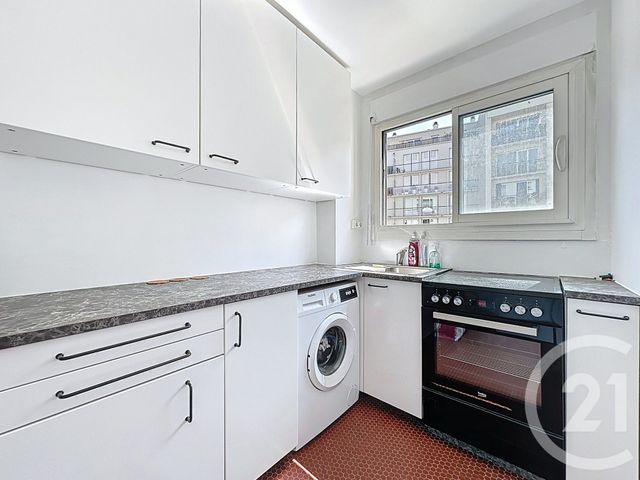 Appartement Studio à vendre - 1 pièce - 33 m2 - Versailles - 78 - ILE-DE-FRANCE