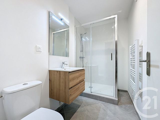 Appartement T3 à vendre - 3 pièces - 70,81 m2 - Versailles - 78 - ILE-DE-FRANCE