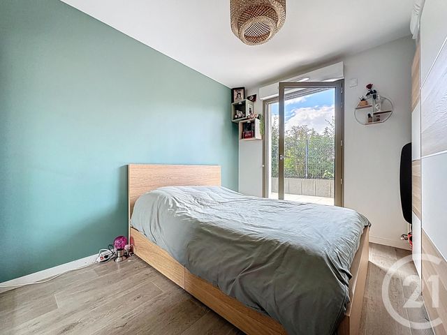 Appartement F3 &agrave; vendre - 3 pi&egrave;ces - 66,56 m2 - St Cyr L Ecole - 78 - ILE-DE-FRANCE