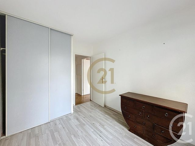 Appartement à vendre - 3 pièces - 58,74 m2 - St Cyr L Ecole - 78 - ILE-DE-FRANCE