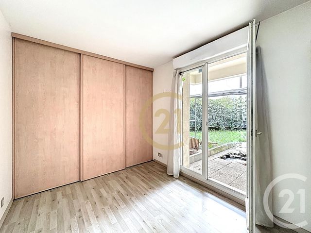 Appartement à vendre - 3 pièces - 58,74 m2 - St Cyr L Ecole - 78 - ILE-DE-FRANCE